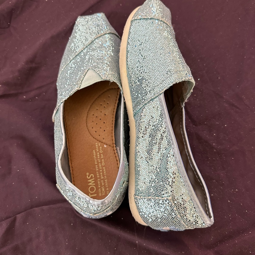 Toms, shoes. NWOT. Size 8.